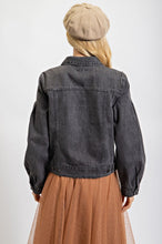 Load image into Gallery viewer, Washed Denim Jacket