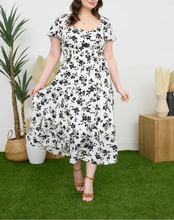 Load image into Gallery viewer, Plus Foral Midi Dress