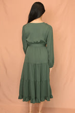 Load image into Gallery viewer, Ruffled Long Sleeves Woven Midi Dress