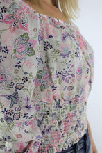 Load image into Gallery viewer, Women&#39;s 3/4th Sleeve Floral Top with Cinched Waist
