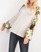 Load image into Gallery viewer, Bubble Sleeves Knit Top
