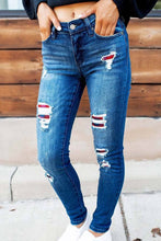 Load image into Gallery viewer, Distressed Plaid Skinny Jeans
